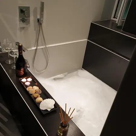Luxury Modern Flat Near Vatican With Self Check In And Free Street Parking * Rome