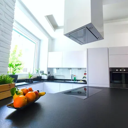 Apartment Luxury Modern Flat Near Vatican With Self Check In And Free Street Parking