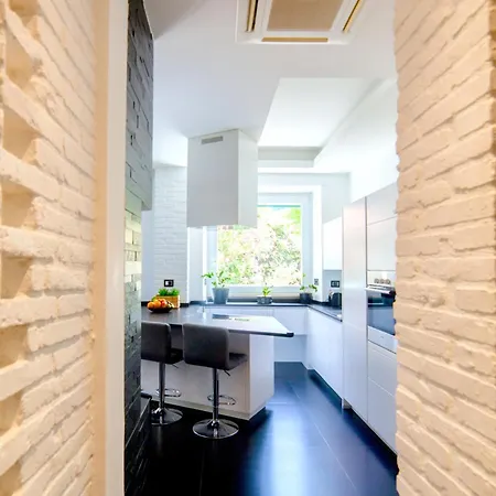 Luxury Modern Flat Near Vatican With Self Check In And Free Street Parking *